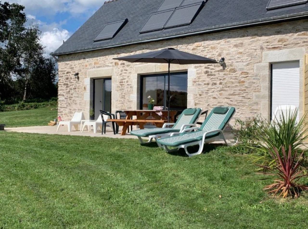Ganze Wohnung, Apartment 'Ty Sterenn' mit privatem Garten, Wlan und Klimaanlage in Bannalec, Quimper und Umgebung