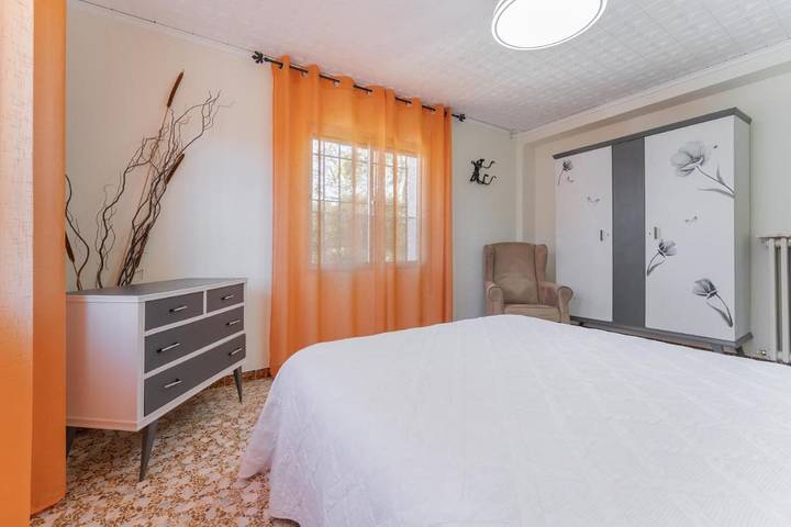 Casa rural para 13 personas, con jardín y vistas, Se admiten mascotas en Provincia de Teruel - 2