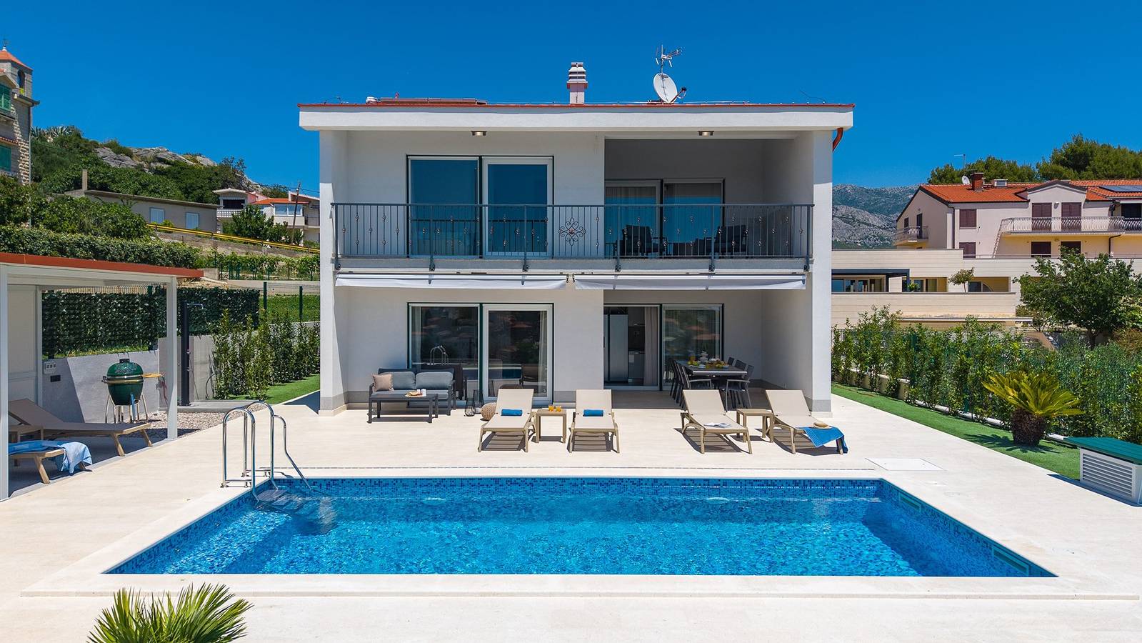 Villa for 10 personer med havblik in Split-Dalmatien