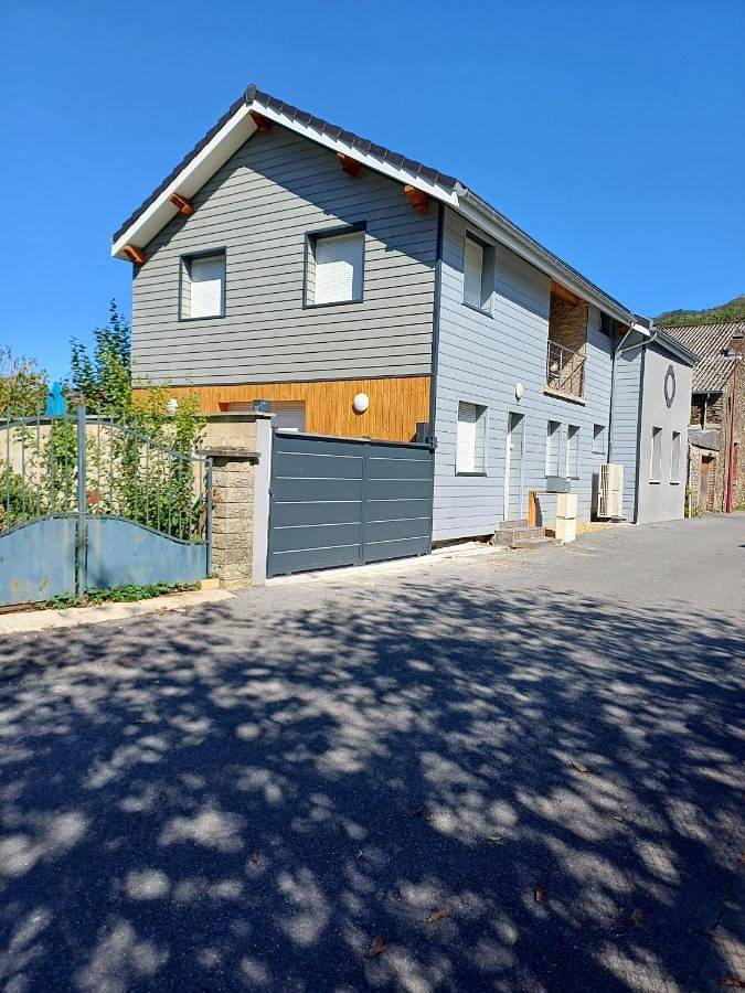 Location de vacances pour 10 personnes, avec terrasse à Thilay - 2