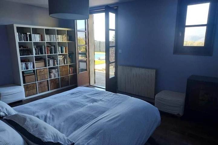 Location de vacances pour 10 personnes, avec jardin et terrasse à Clonas-sur-Varèze - 2