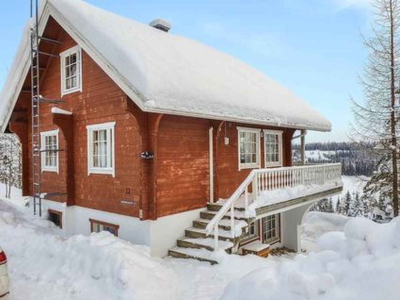 Aurinkoalppi 12a paritalon yläkerta in Ukkohalla, Kainuu
