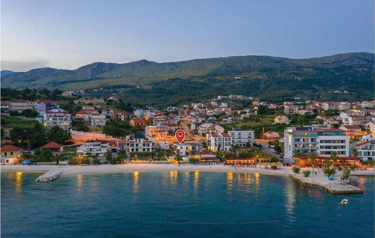 Charming Apartment with Sea View, Pool & Parking near Strobec Beach in Podstrana, Split-Dalmatia
