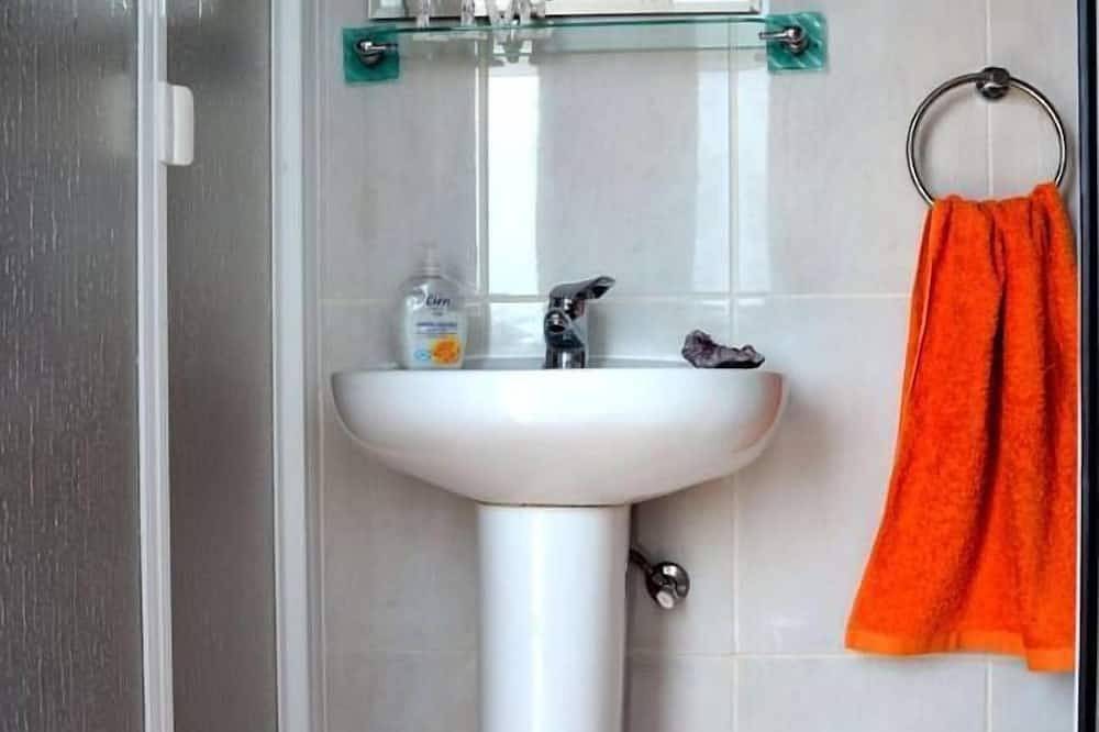Ganze Wohnung, Ferienwohnung mit Terrasse und Meerblick sowie Sat-Tv über Wlan 600 Mb in Playa de Gran Tarajal, Gran Tarajal