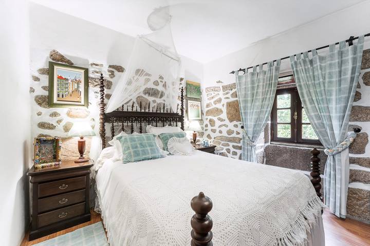 Casa rural para 2 personas, con Balcón y Terraza además de Jardín y Piscina en Distrito de Viseu