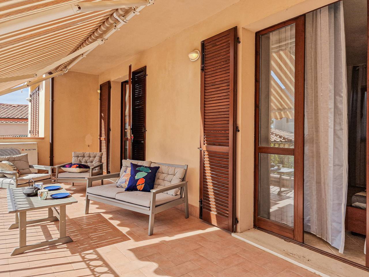 Appartamento intero, Appartamento "La Soprana" con terrazza privata, balcone privato e aria condizionata in Capoliveri, Isola d'Elba