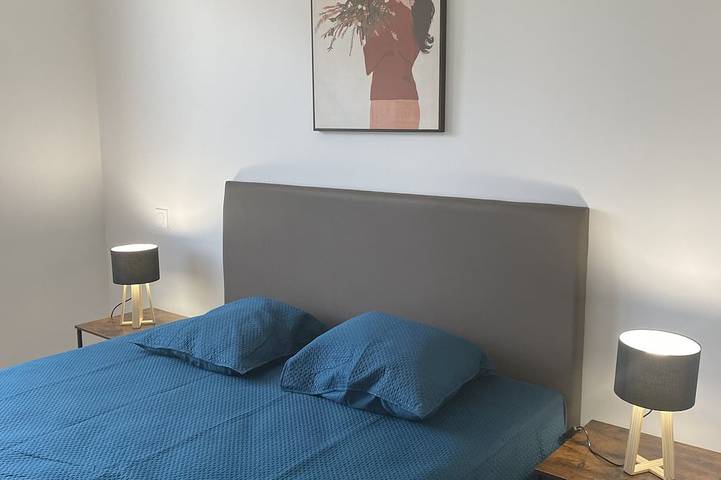Location de vacances pour 8 personnes, avec jardin et balcon à Chailland - 3