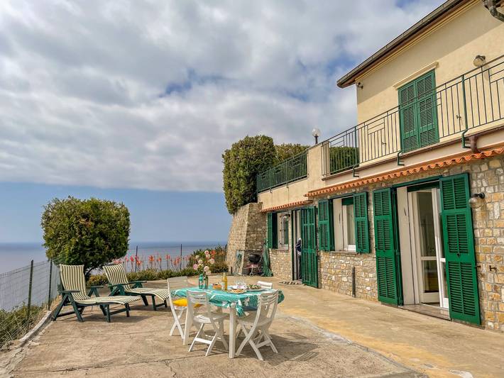 Ferienwohnung für 4 Personen, mit Terrasse und Garten an der Ligurische Küste - 3
