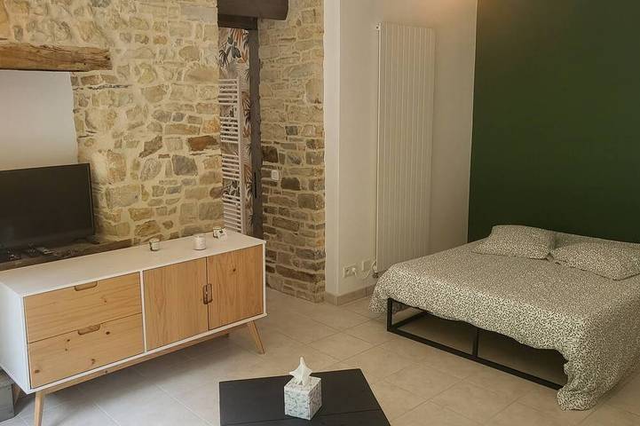 Location de vacances pour 15 personnes, avec jacuzzi et jardin, animaux acceptés à Fercé - 2