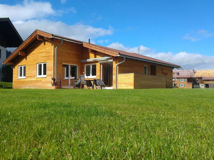 Ferienhaus für 6 Personen, mit Terrasse im Kleinwalsertal - 2