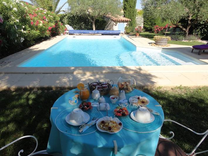 Gîte pour 2 personnes, avec Jardin et Piscine dans le Gard