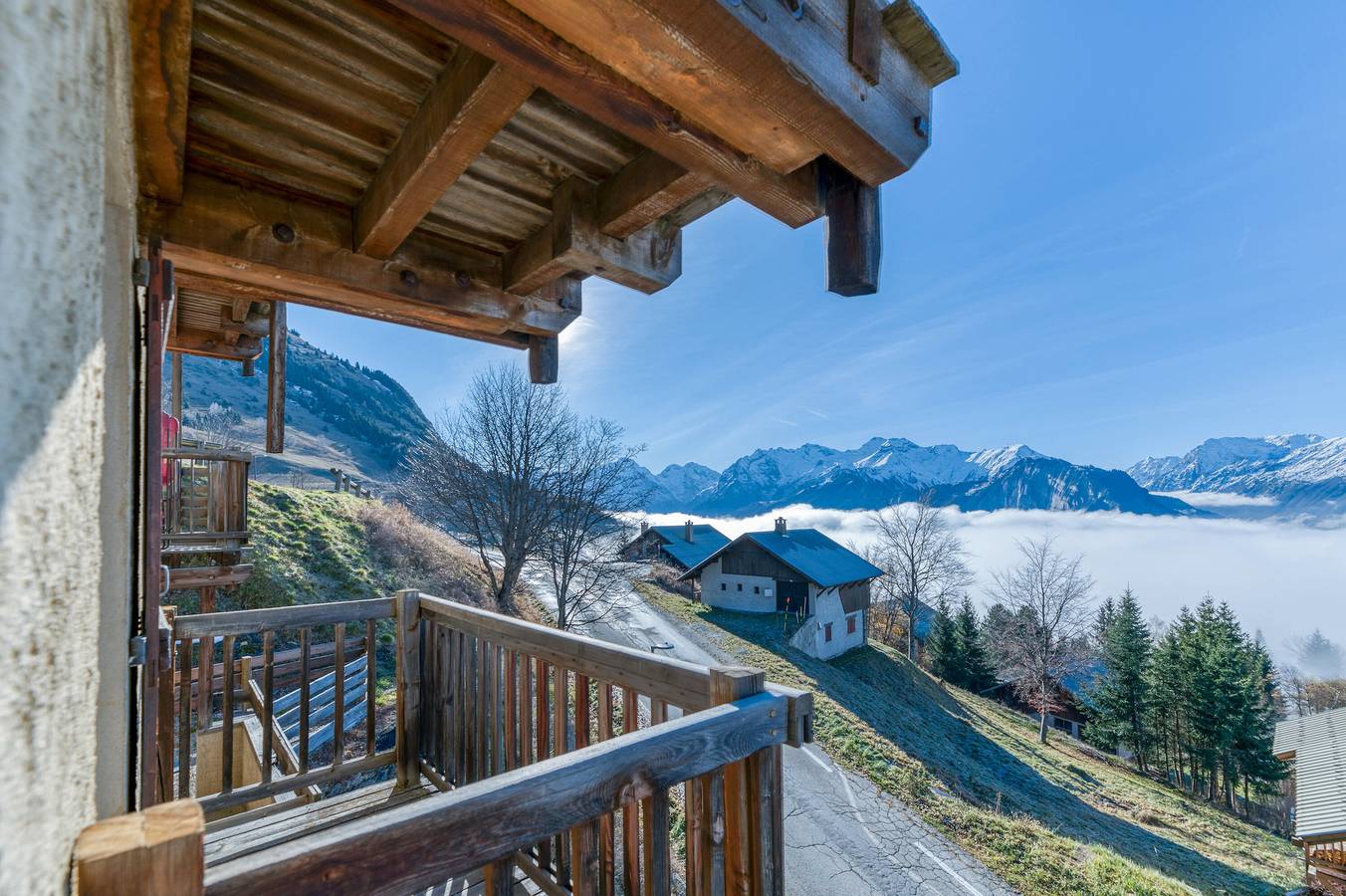 Entire apartment, Apartment 'Regain 2' with Mountain View and Balcony in Villard-Reculas, Écrins National Park