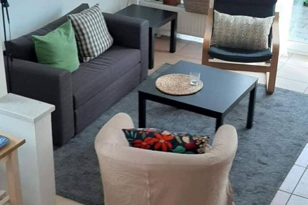 Ganze Wohnung, Neue , sehr gepflegte Ferienwohnung an den ruhigen Leinewiesen. in Schwarmstedt, Landkreis Heidekreis