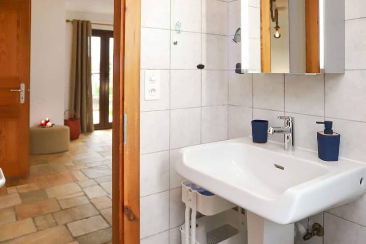 Gîte pour 2 personnes, avec jardin à Port-Valais - 4