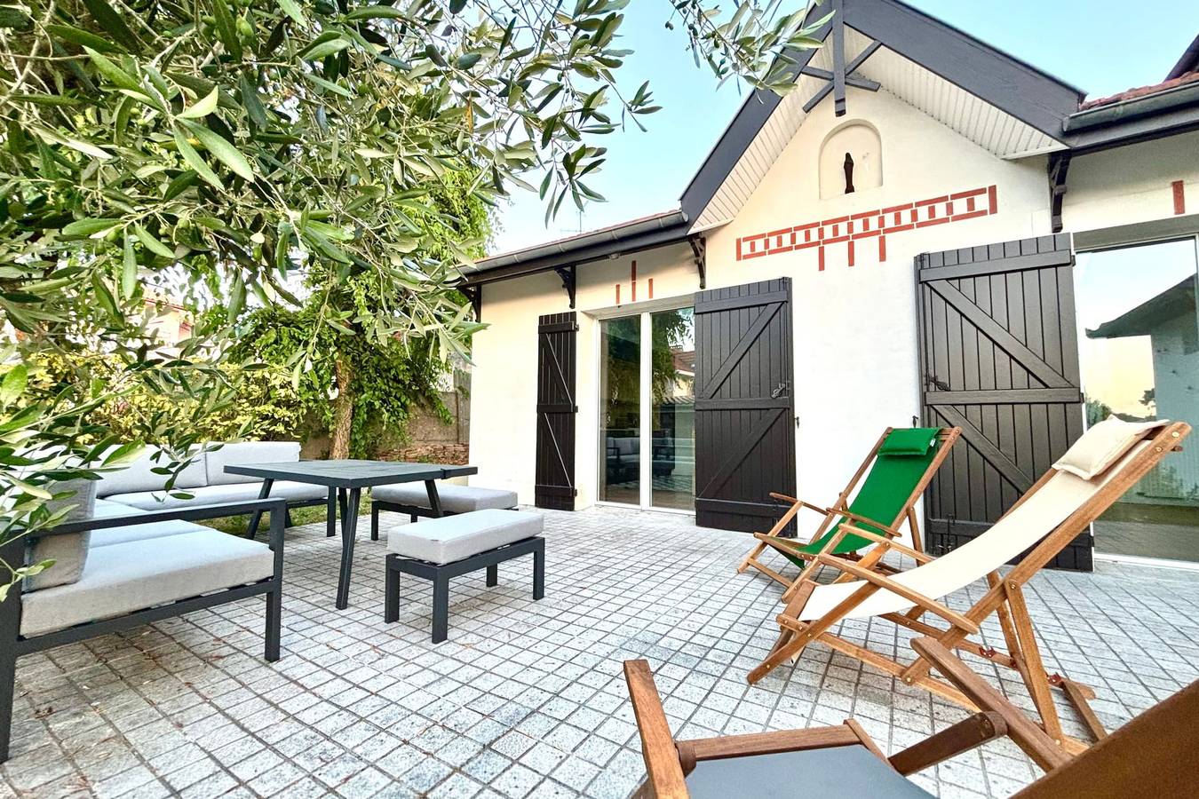 Renovated villa in the heart of Arcachon + outbuilding in Arcachon, Arcachon und Umgebung