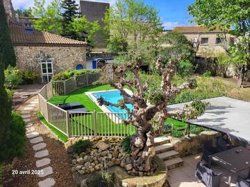 Gîte pour 4 personnes, avec piscine ainsi que jardin et vue à Salles-d'Aude