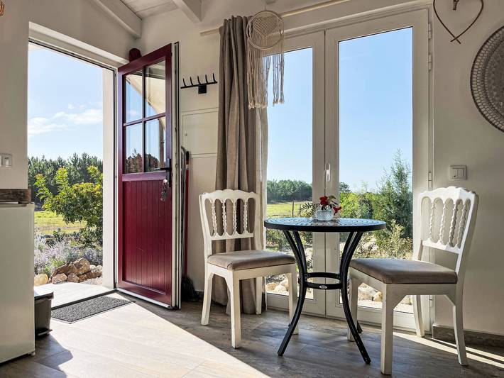Location de vacances pour 2 personnes, avec jardin dans Rogil - 3