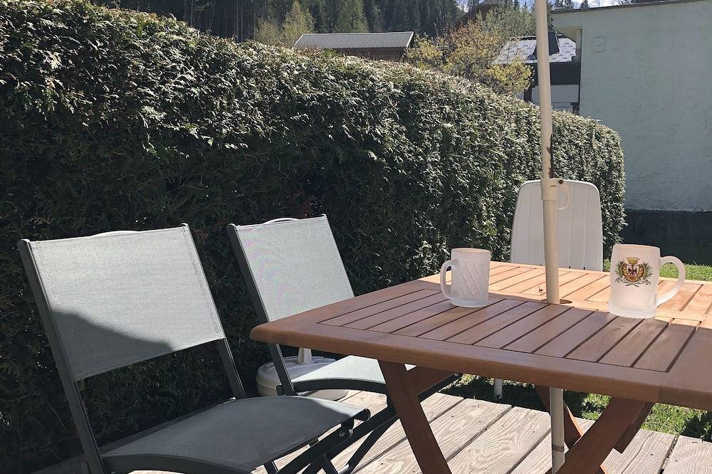 Ganze Wohnung, Schöne 2 Zimmer für 2 bis 4 Personen in ruhigem Weiler mit herrlichem Blick auf den Mont-Blanc in Brevent-Flegere, Chamonix