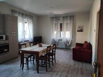 Gîte pour 4 personnes, avec vue et balcon à Garessio