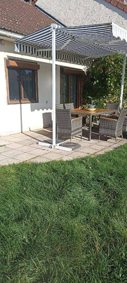 Gîte pour 4 personnes, avec jardin et vue dans Ébreuil - 4