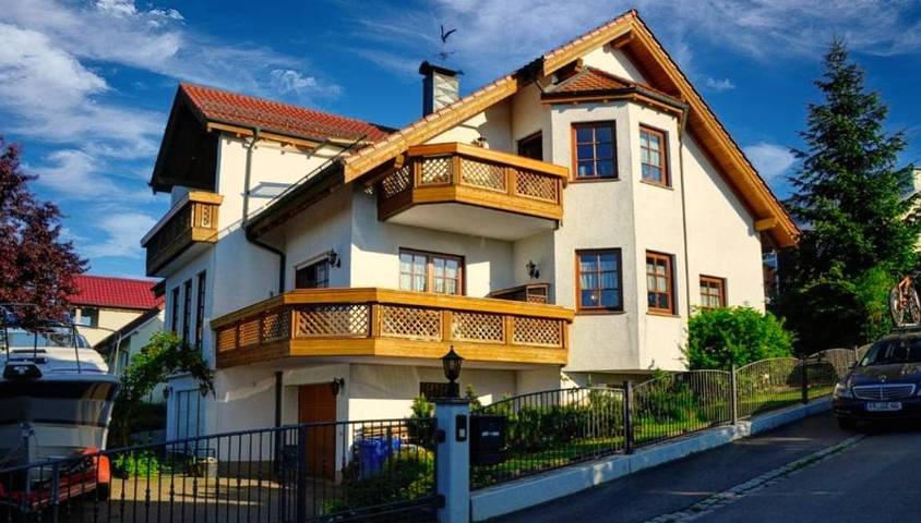 Ferienhaus für 15 Personen, mit Garten und Seeblick sowie Ausblick in Untersee - 2