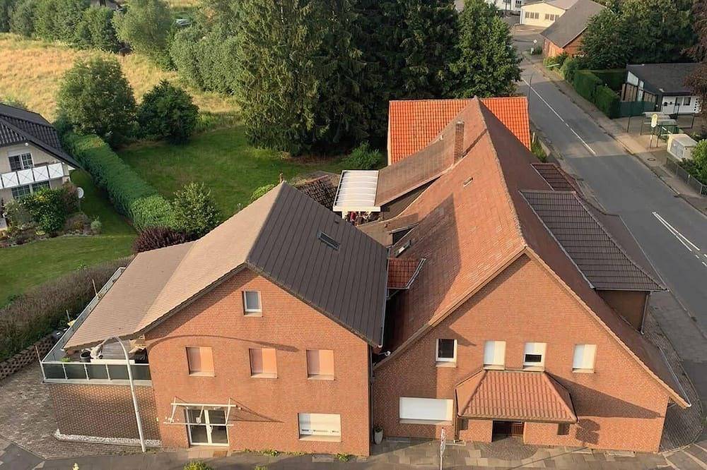 Ganze Wohnung, Ecke's Apartment 1 in Hüllhorst, Wiehengebirge