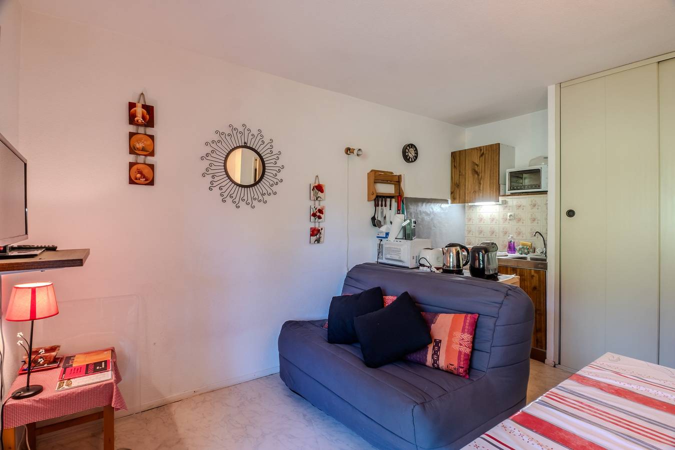 Ganze Wohnung, Ferienwohnung für 4 Personen mit Balkon in Onnion, Region Bonneville