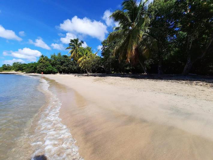Appart’hôtel pour 3 personnes, avec vue ainsi que jardin et piscine