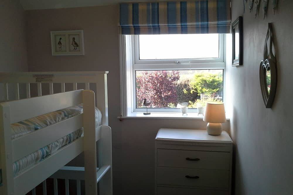Amber Cottage 3 Bed , In Snettisham, North Norfolk  dogs welcome in Snettisham, Norfolk Coast