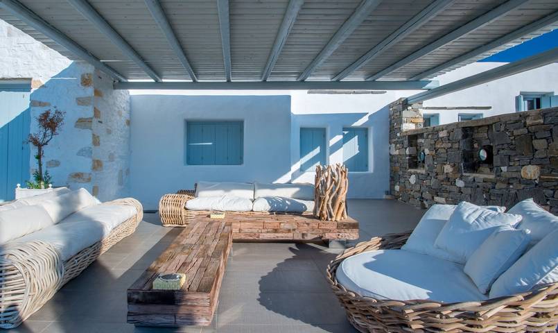 Villa pour 15 personnes, avec piscine ainsi que vue sur l’océan et jardin dans Paros - 2