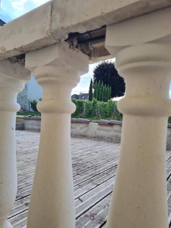 Location de vacances pour 5 personnes, avec Terrasse ainsi que Jardin et Vue dans Le Mesnil-sur-Oger
