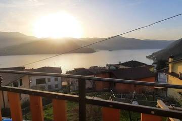 Agriturismo per 4 Persone in Comune di Tavernola Bergamasca, Prealpi Bergamasche Orientali, Foto 4