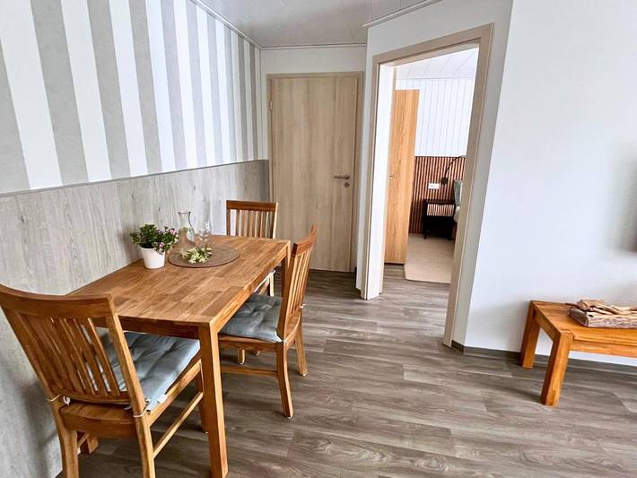 Ferienwohnung für 3 Personen, mit Terrasse und Garten sowie Sauna und Ausblick in Waldstetten - 2
