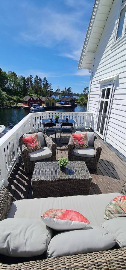 Ferienhaus für 11 Personen, mit Balkon und Terrasse sowie Whirlpool und Garten in Lindås - 4