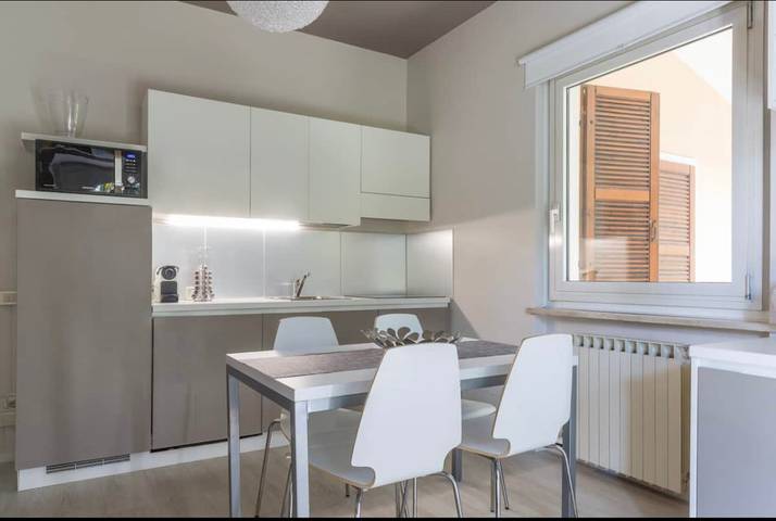 Appartamento intero, Appartamento Trilocale Colline di Bardolino con Wi-Fi, A/C e Giardino  023006-Loc-00151 in Bardolino, Prealpi Gardesane