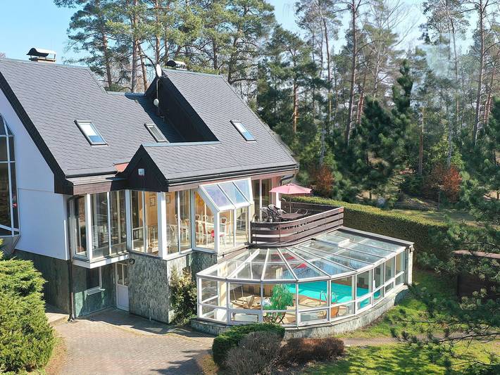Vakantiehuis voor 8 personen, with tuin and sauna as well as terras and zwembad, met huisdier - 1