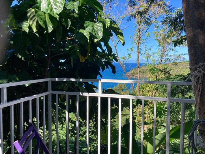 Gîte pour 4 personnes, avec jardin et vue, adapté aux familles dans Plage de Petite Anse - 2