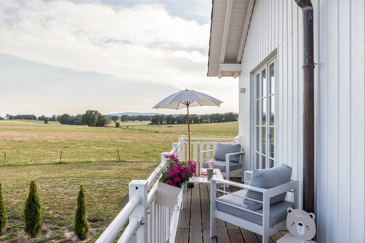 Villa 'Ferienhaus Residenz am Vulkanradweg' mit Terrasse, Garten & Wlan in Grebenhain, Vogelsberg Region