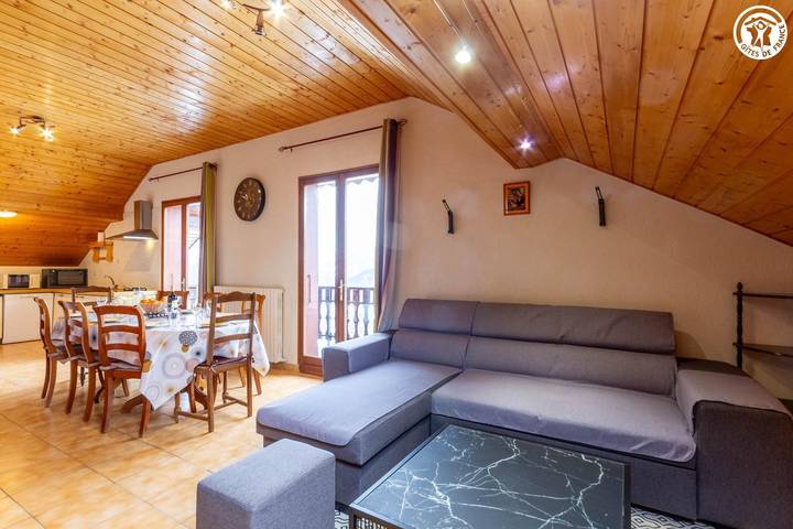 Gîte pour 6 personnes, avec balcon