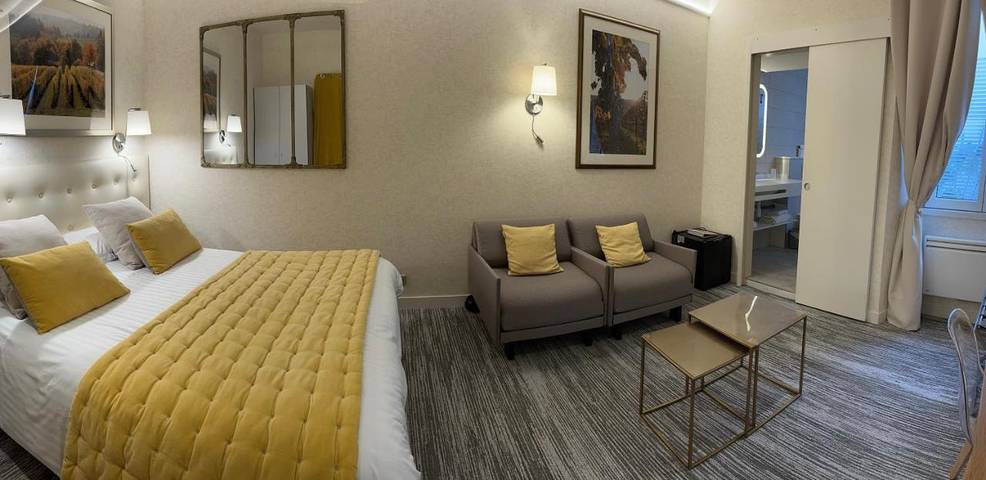 Hôtel pour 2 personnes, avec terrasse à Arbois (homonymie) - 4