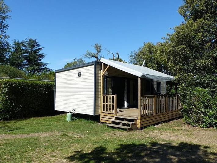 Flower Camping Le Martinet Rouge  - Mobilheim 6 personen - Mobilheim Premium 32m² 3 Schlafzimmer - halbüberdachte Terrasse - Tv - Klimaanlage 2/6 pers. in Brousses-et-Villaret, Carcassonne und Umgebung