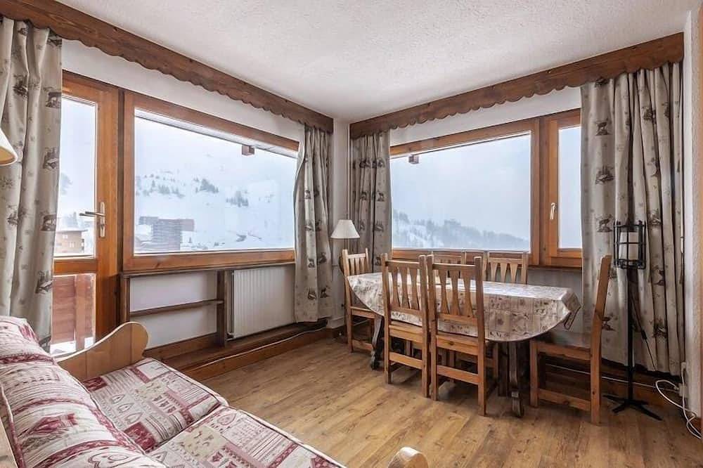 Ganze Wohnung, 50m bis zu den geschäften, 5te Etage, balkon, fernseher, schließfach für die skier, 50m², La Plagne in Plagne Centre, La Plagne-Tarentaise