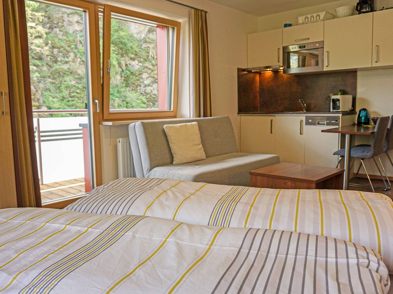 Apartamento entero, Urgbach Apart in Fließ, Region de Tirol Alto