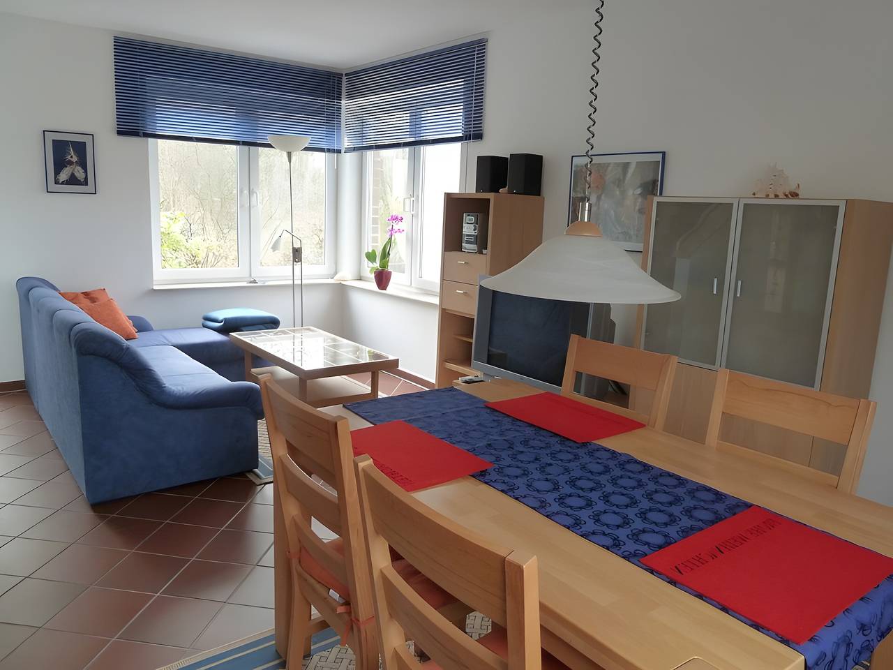 Ferienhaus 'Kleins Huus' mit gemeinsamer Terrasse, gemeinsamem Garten und Wi-Fi in Sahlenburg, Cuxhaven