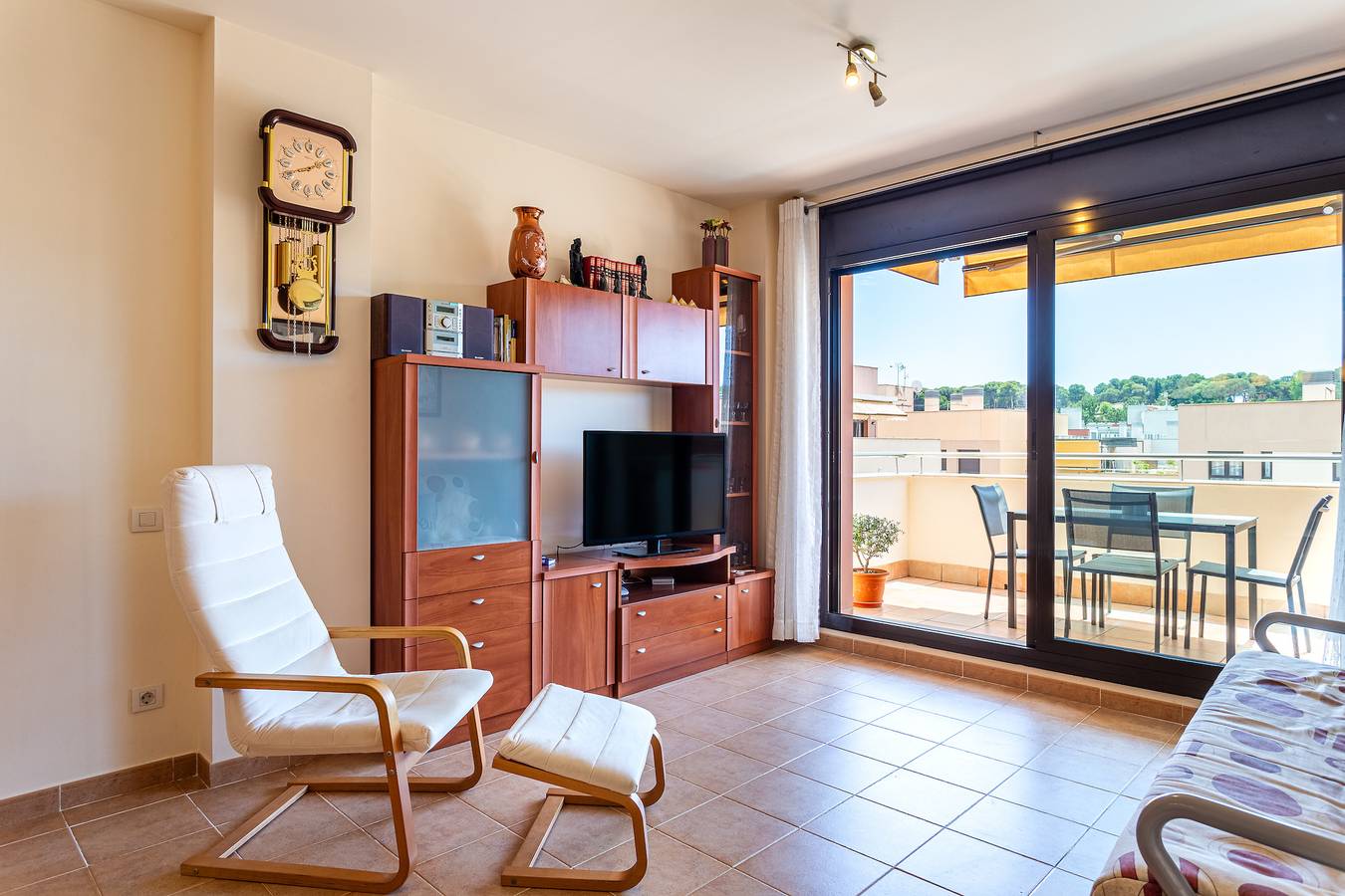 Appartement entier, Appartement Narcis, réservé aux familles. Pas de groupes de jeunes. in Central Lloret de Mar, Lloret de Mar