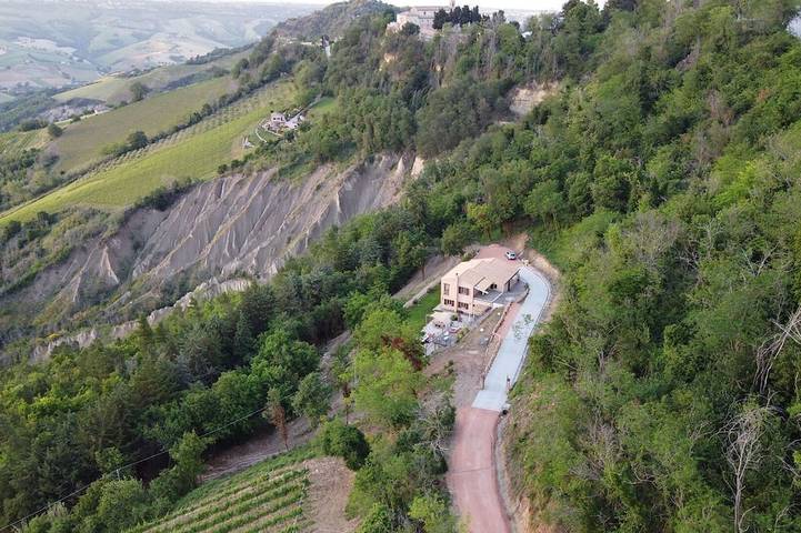 Ferienhaus für 16 Personen, mit Garten und Whirlpool sowie Pool und Balkon
