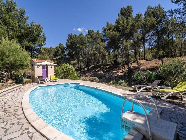 Location de vacances pour 5 personnes, avec terrasse ainsi que jardin et piscine à Pouzols-Minervois - 3