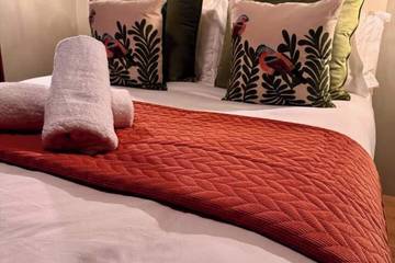 Vacation House for 4 Guests in Manchester, Greater Manchester, Picture 2