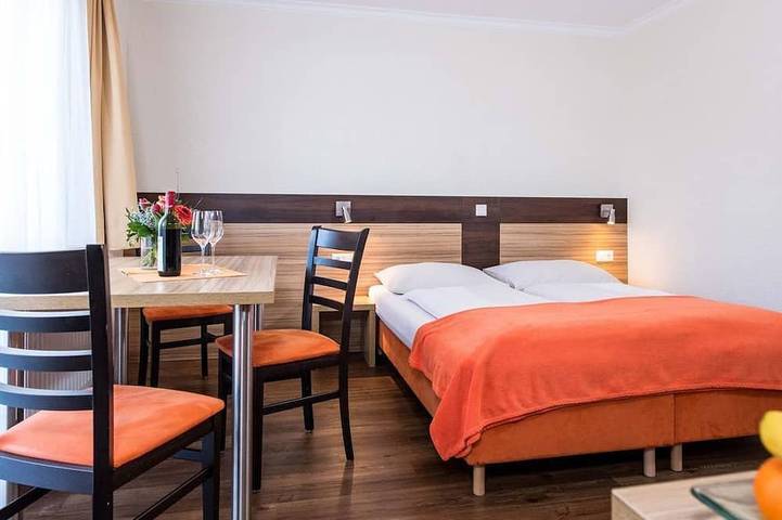 Chambre d’hôte pour 3 personnes, avec Jardin à Radenthein