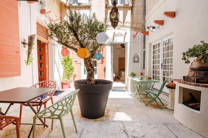 Appartement de vacances pour 4 personnes, avec terrasse et jacuzzi, animaux acceptés